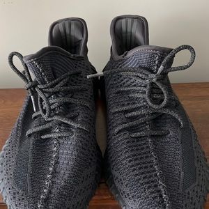 Yeezy Boost 350 V2 Onyx